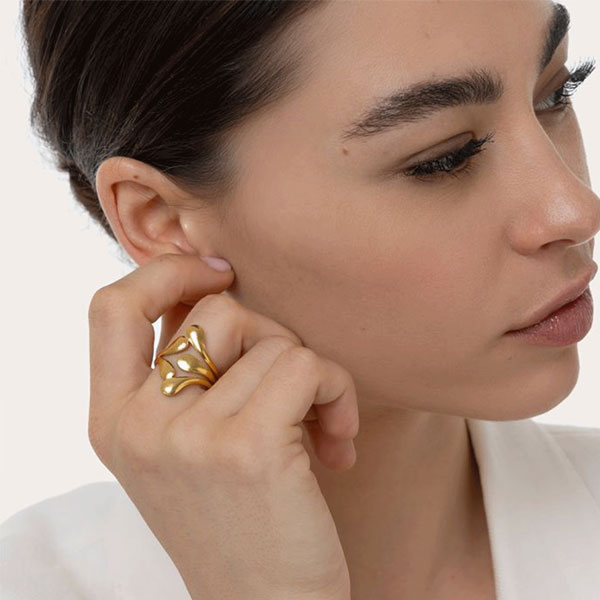 anello fascia gocce fluide acciaio placcato oro vestopazzo donna